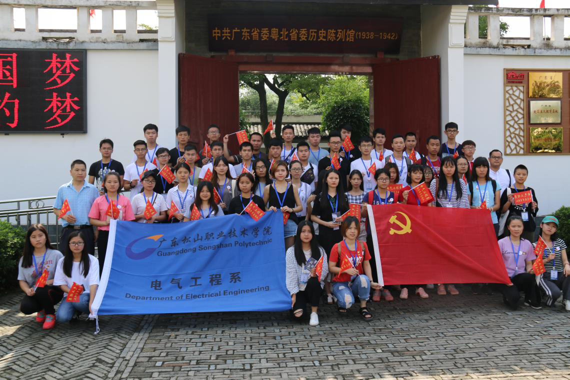 C:\Users\god\Desktop\杂活\图片1.png